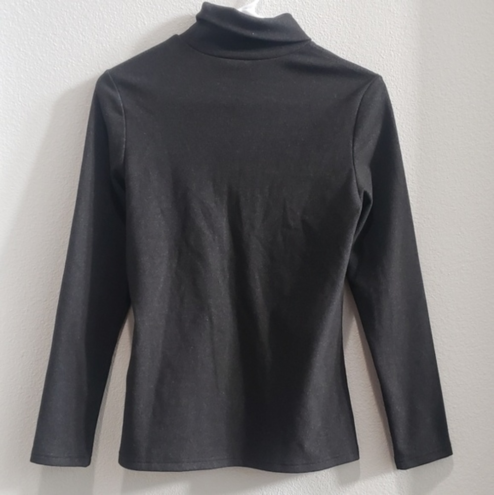 Women's thick  grey long sleeved shirt size small